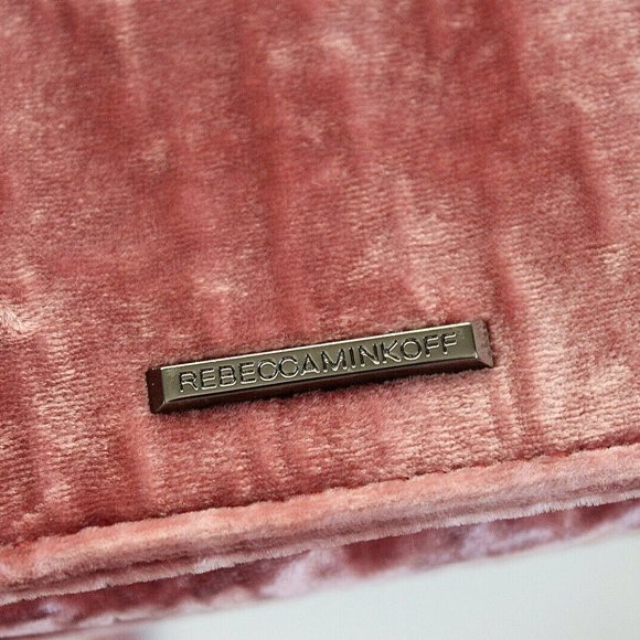 Rebecca Minkoff Small Pink Chevron Quilted Love Velvet Crossbody Bag Gray Chain - Picture 8 of 9